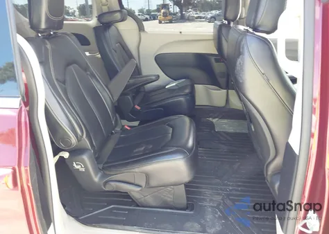 2020 Chrysler Voyager Lxi z USA, uszkodzony, nr VIN 2C4RC1DG4LR145239